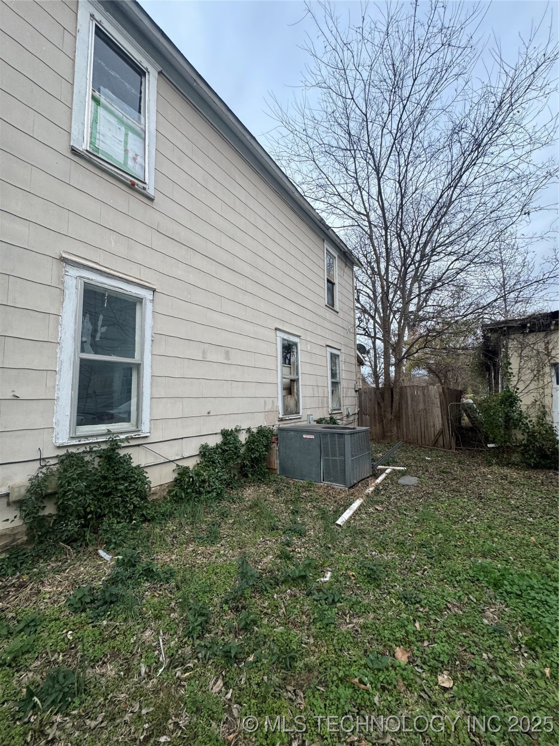 116 N Wyandotte Avenue