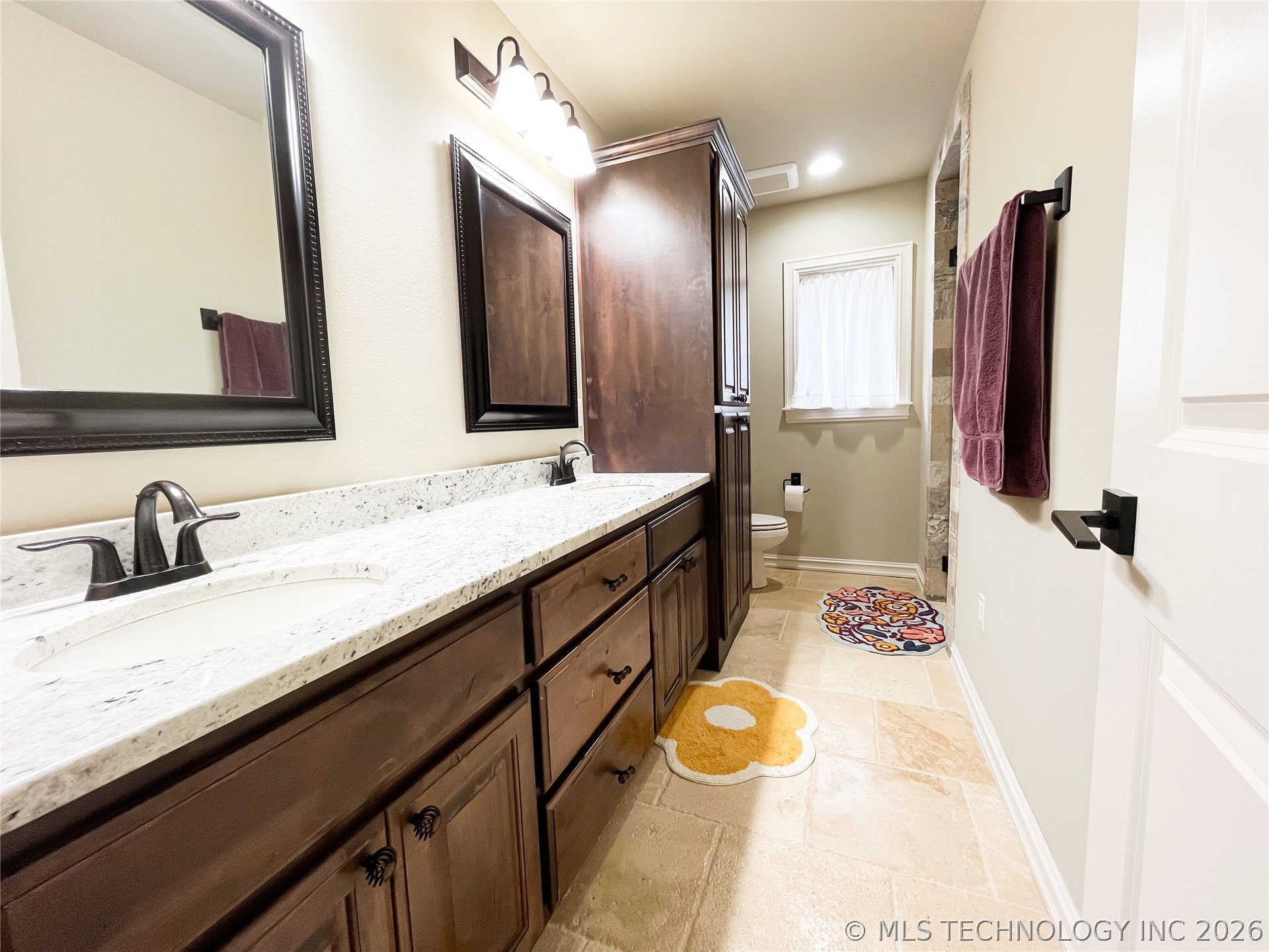 2509 E Northampton Street