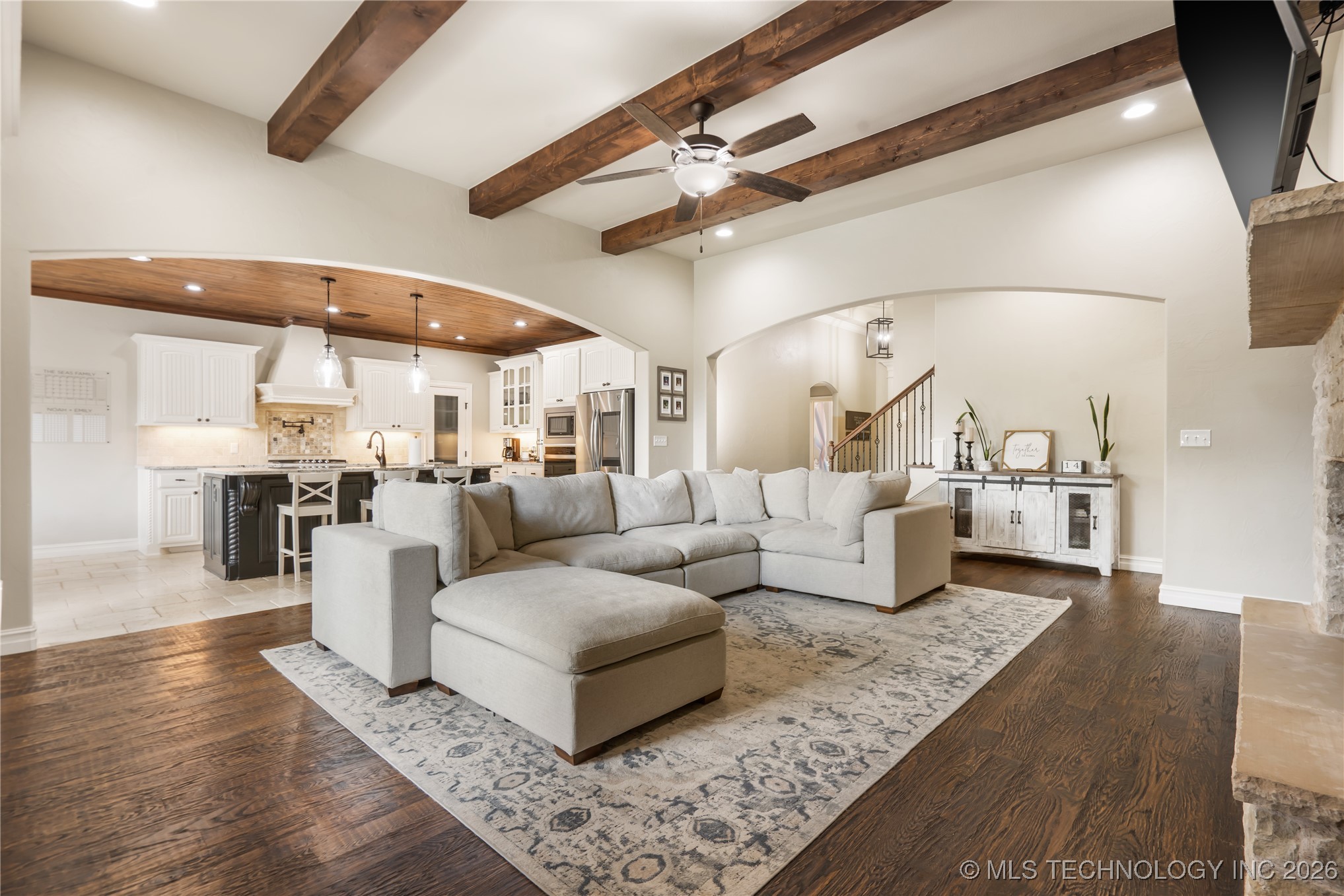 2509 E Northampton Street