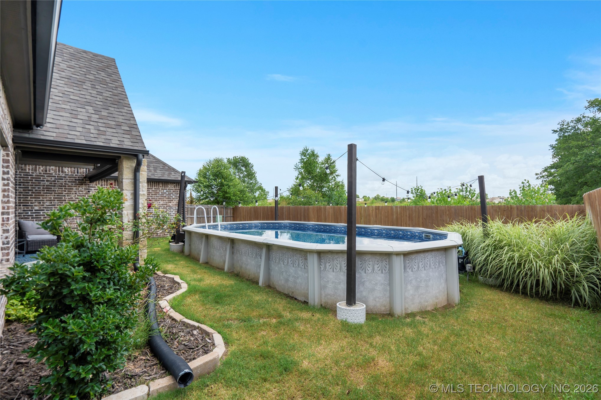 2509 E Northampton Street