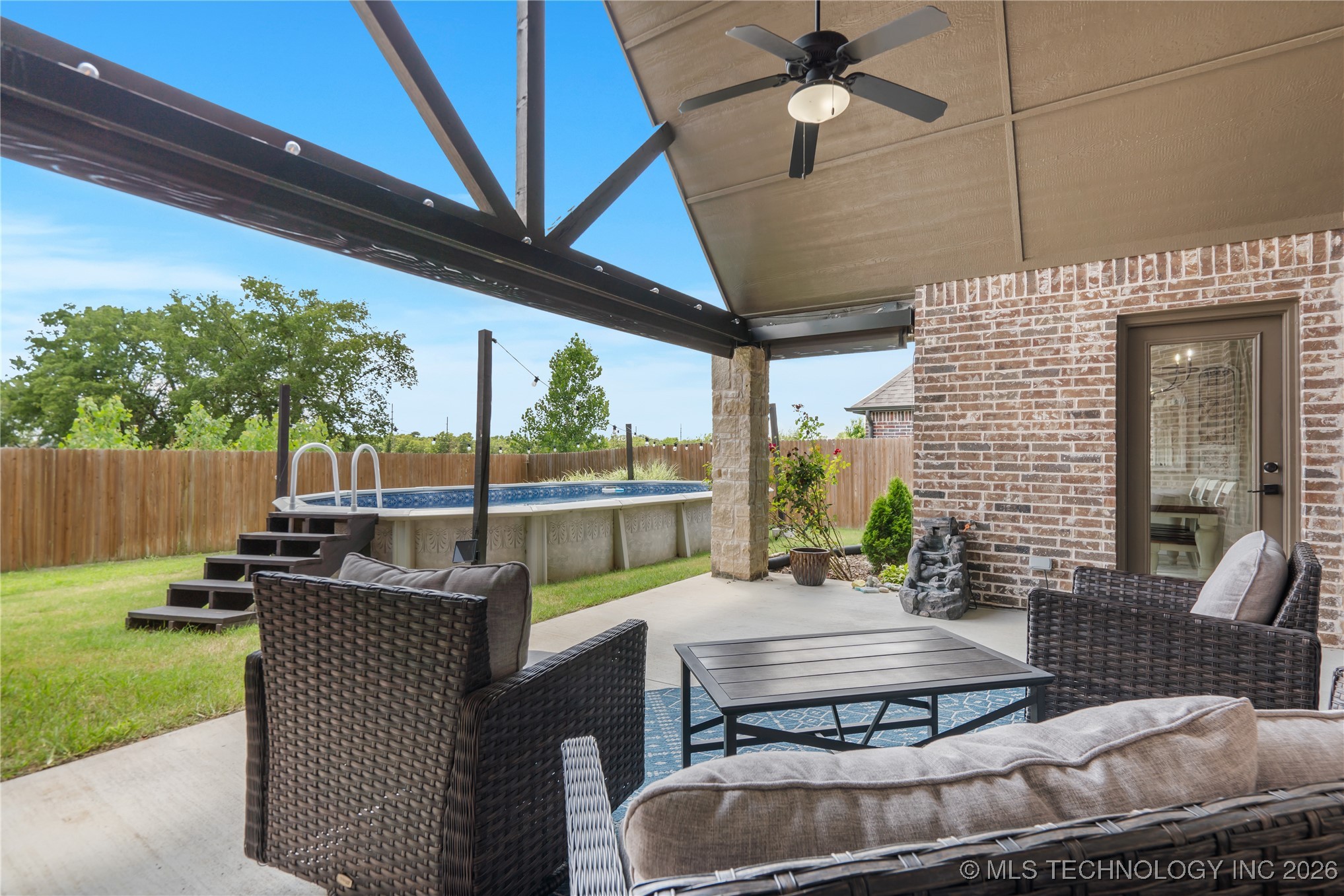 2509 E Northampton Street