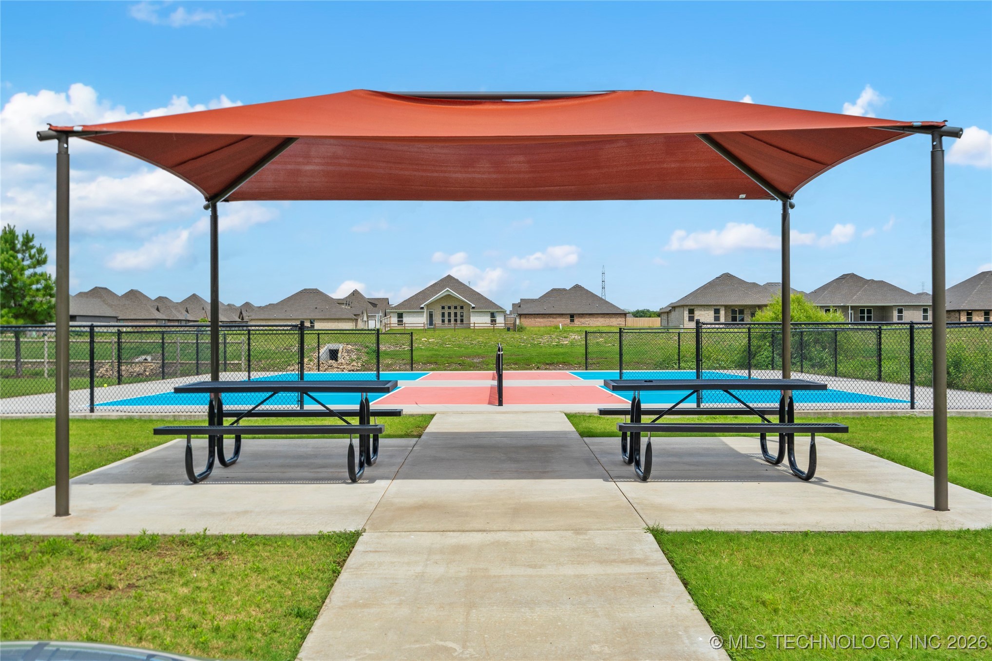 2509 E Northampton Street