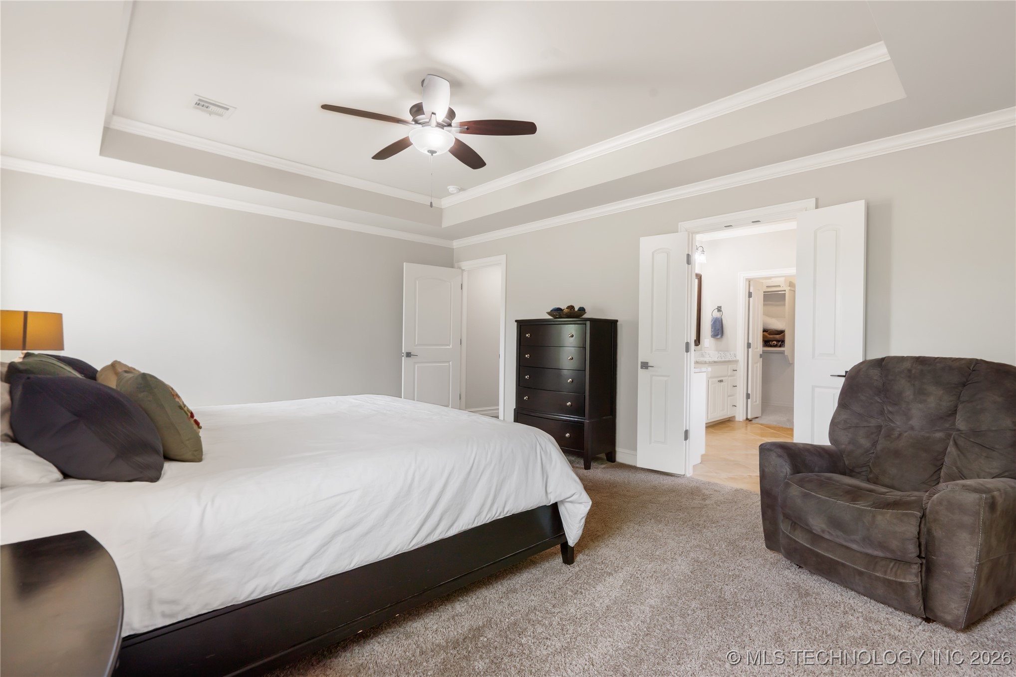 2509 E Northampton Street