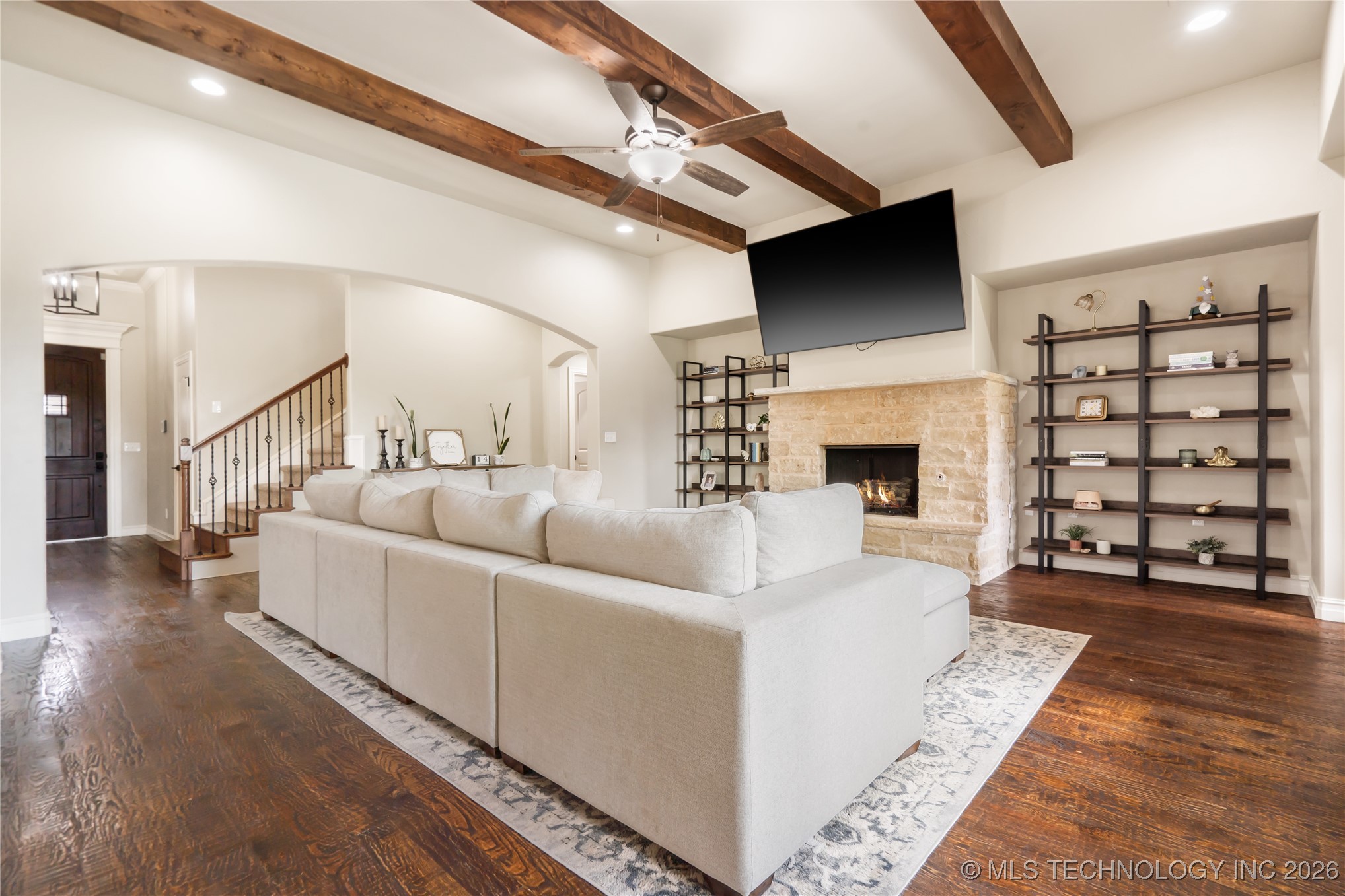 2509 E Northampton Street