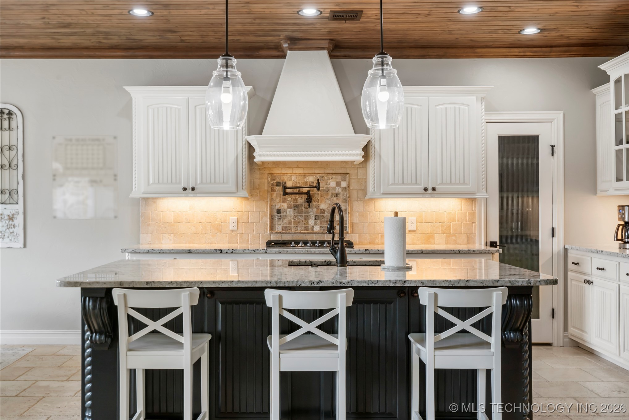 2509 E Northampton Street