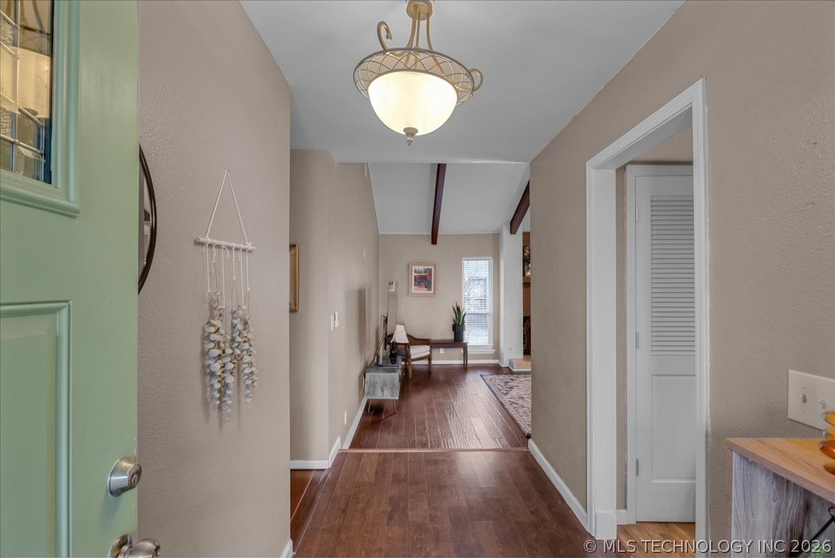 2652 W Galveston Street