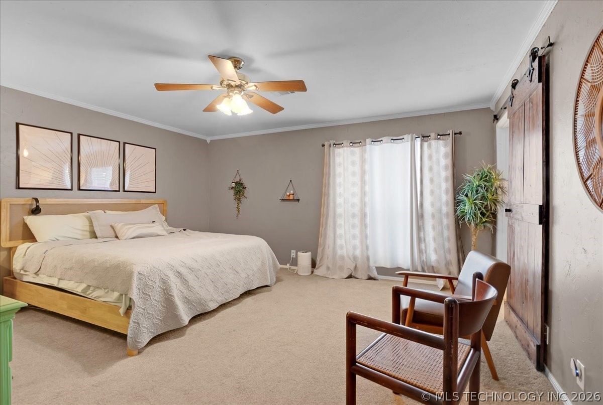 2652 W Galveston Street