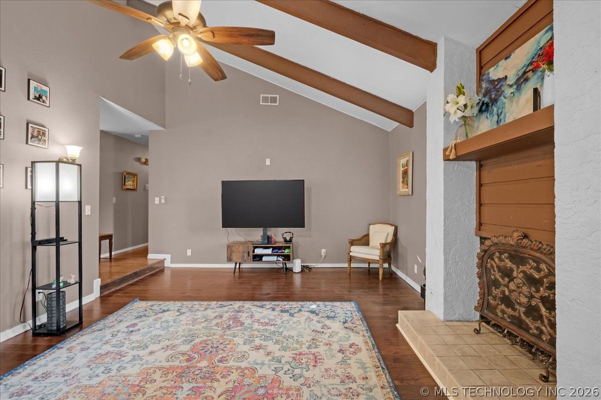 2652 W Galveston Street