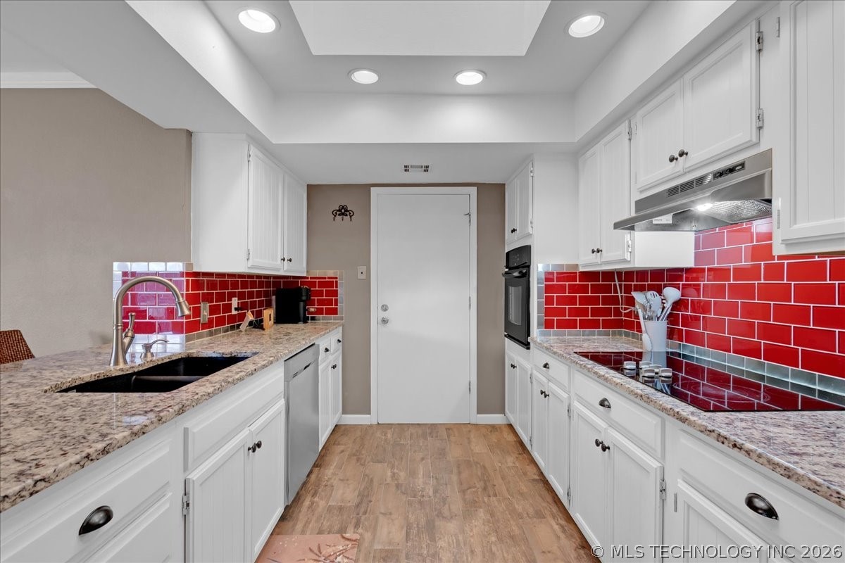 2652 W Galveston Street