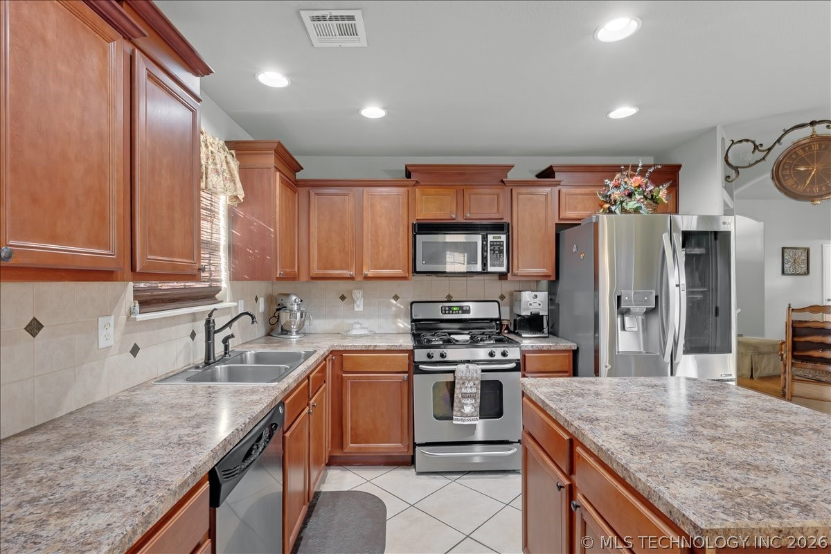 4917 S 190th East Avenue W