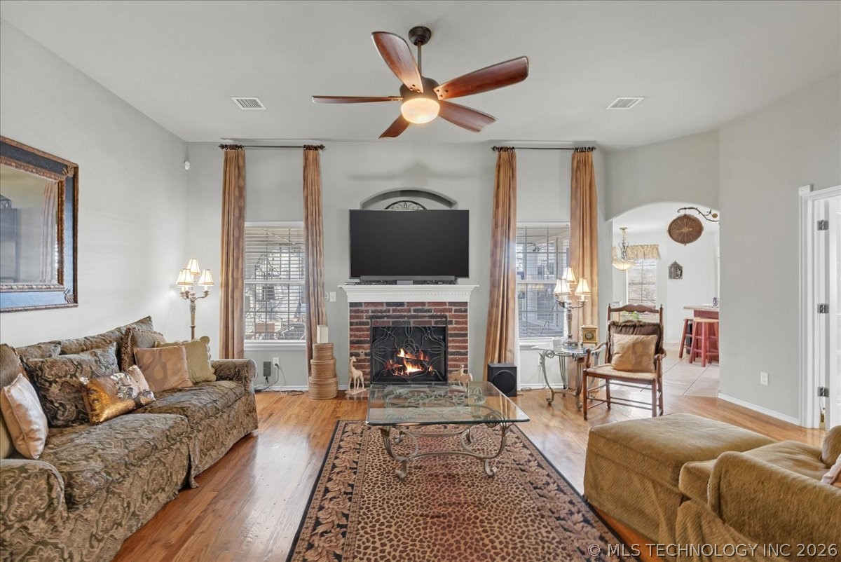 4917 S 190th East Avenue W