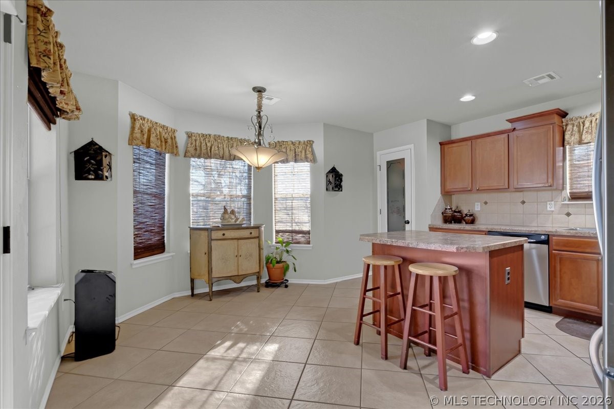 4917 S 190th East Avenue W