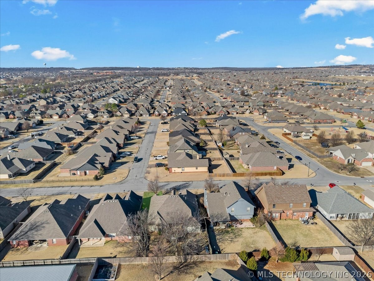 4917 S 190th East Avenue W