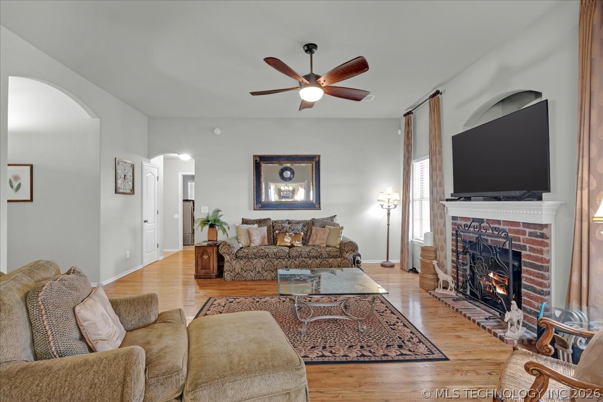 4917 S 190th East Avenue W