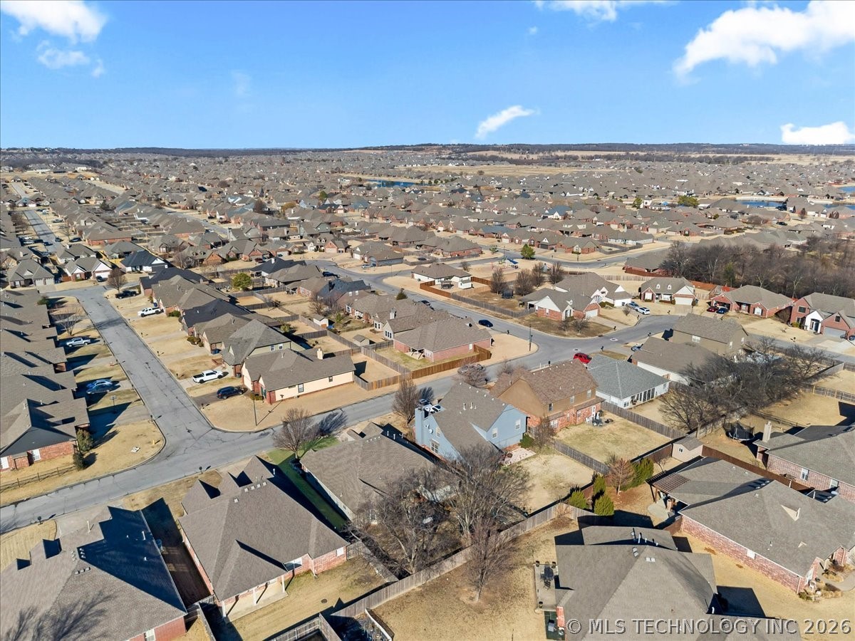 4917 S 190th East Avenue W