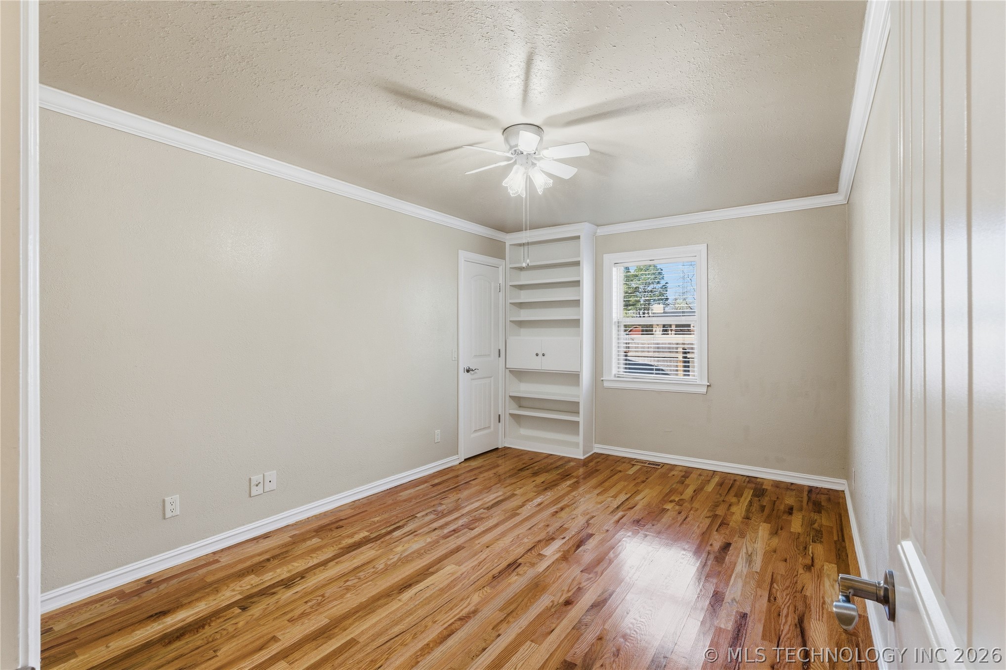 8512 E 121st Street S