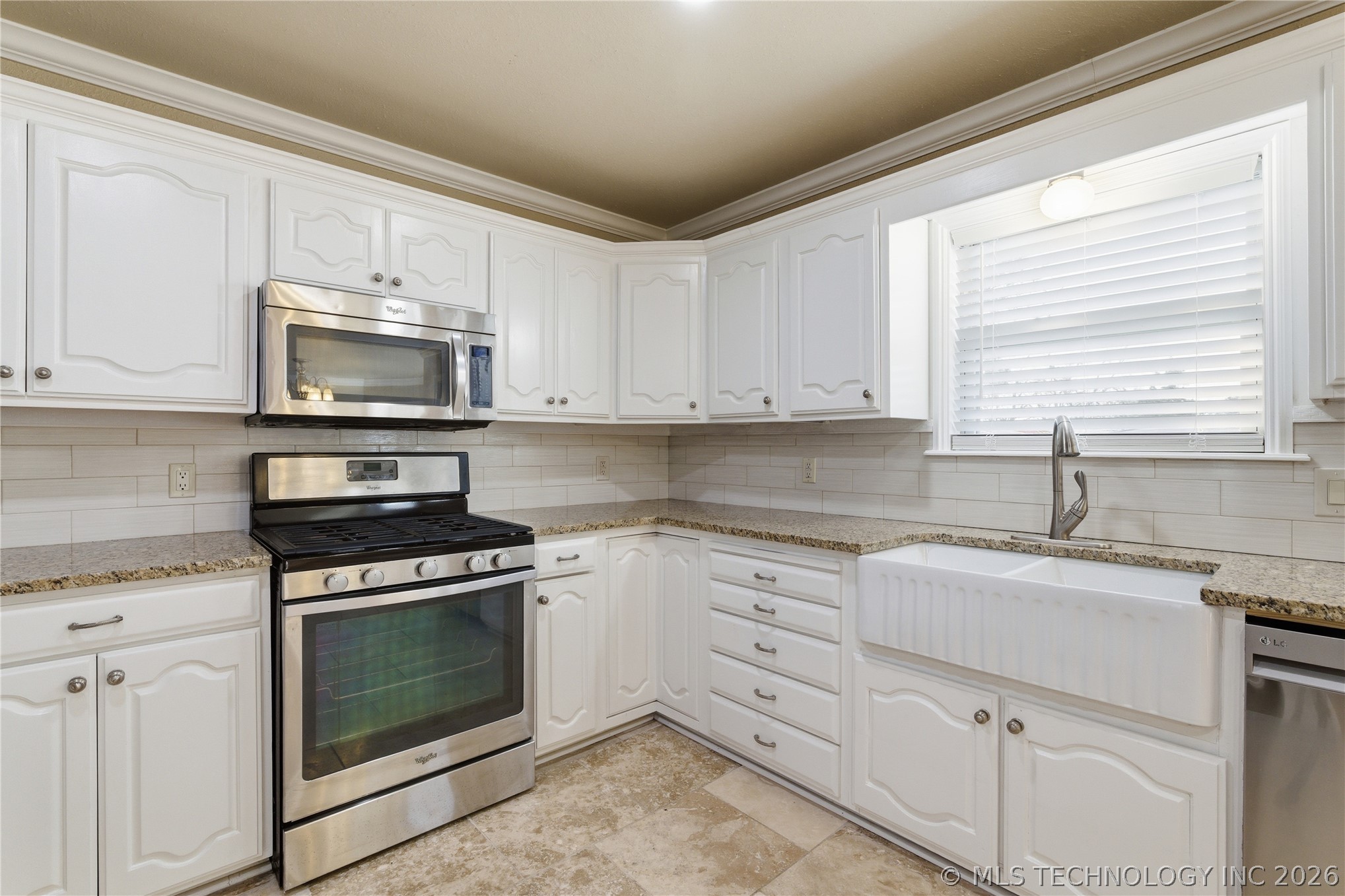 8512 E 121st Street S