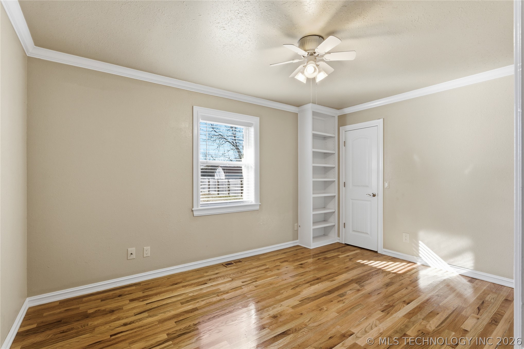 8512 E 121st Street S