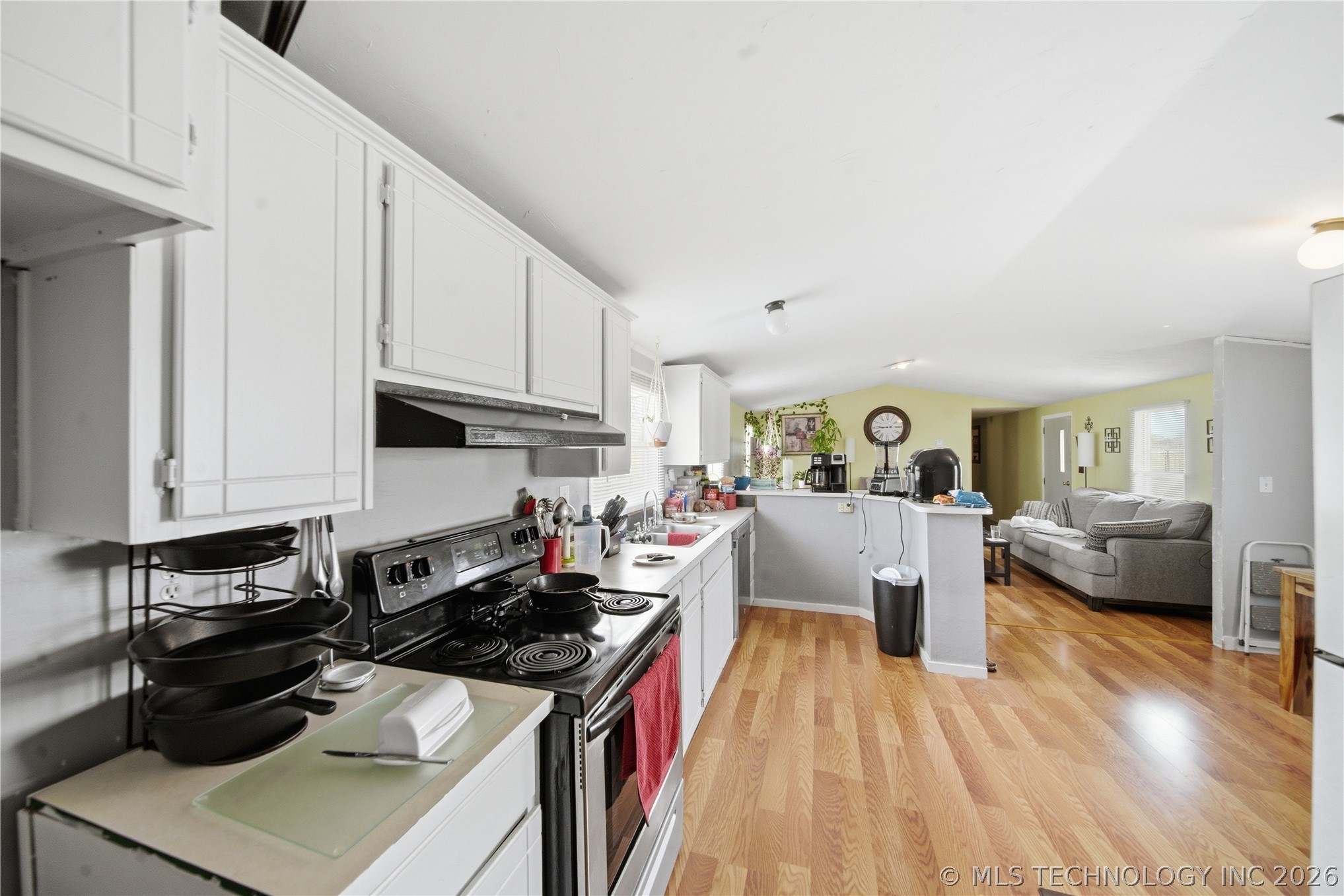 2009 E 168th Street N