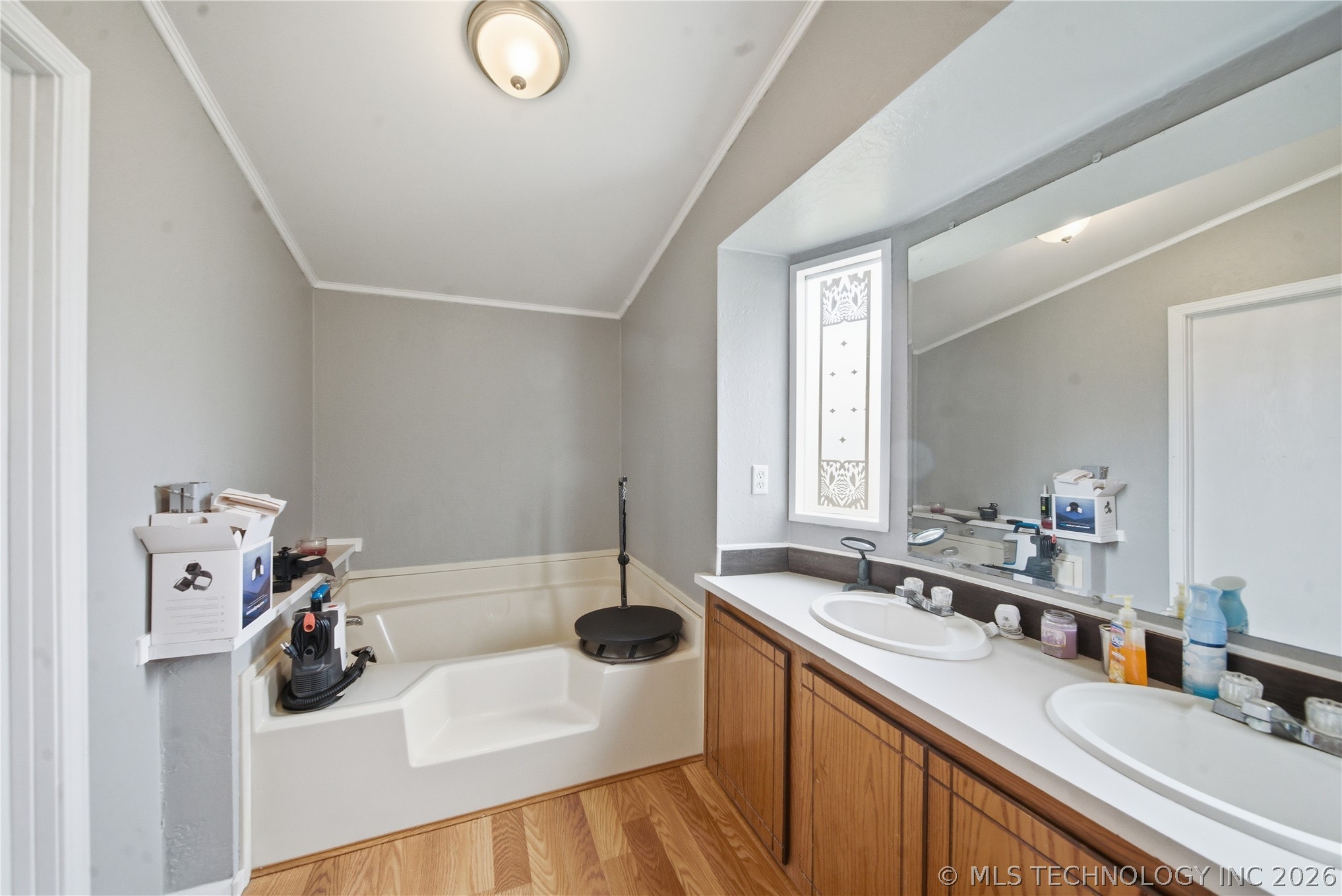 2009 E 168th Street N