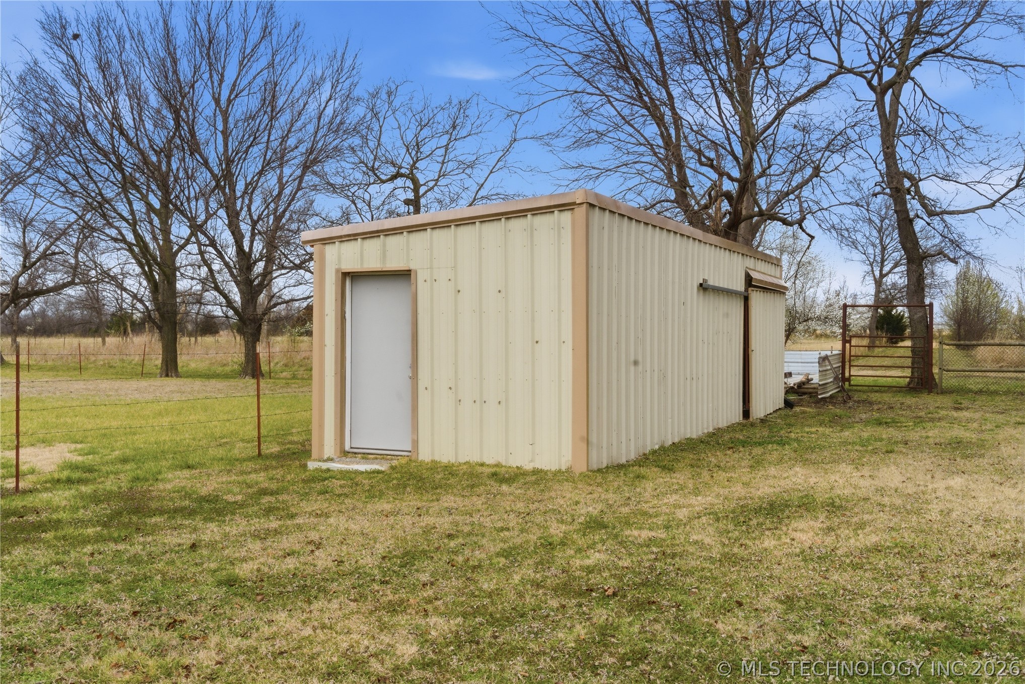 2009 E 168th Street N