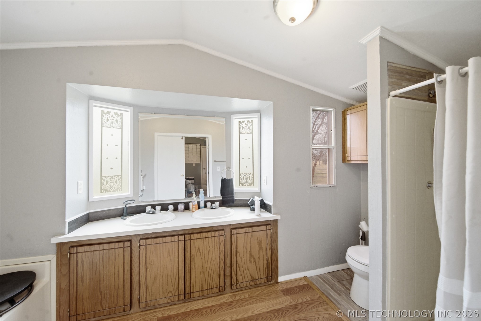 2009 E 168th Street N