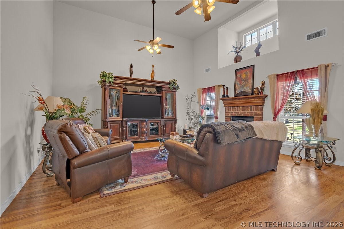 16506 E 49th Place