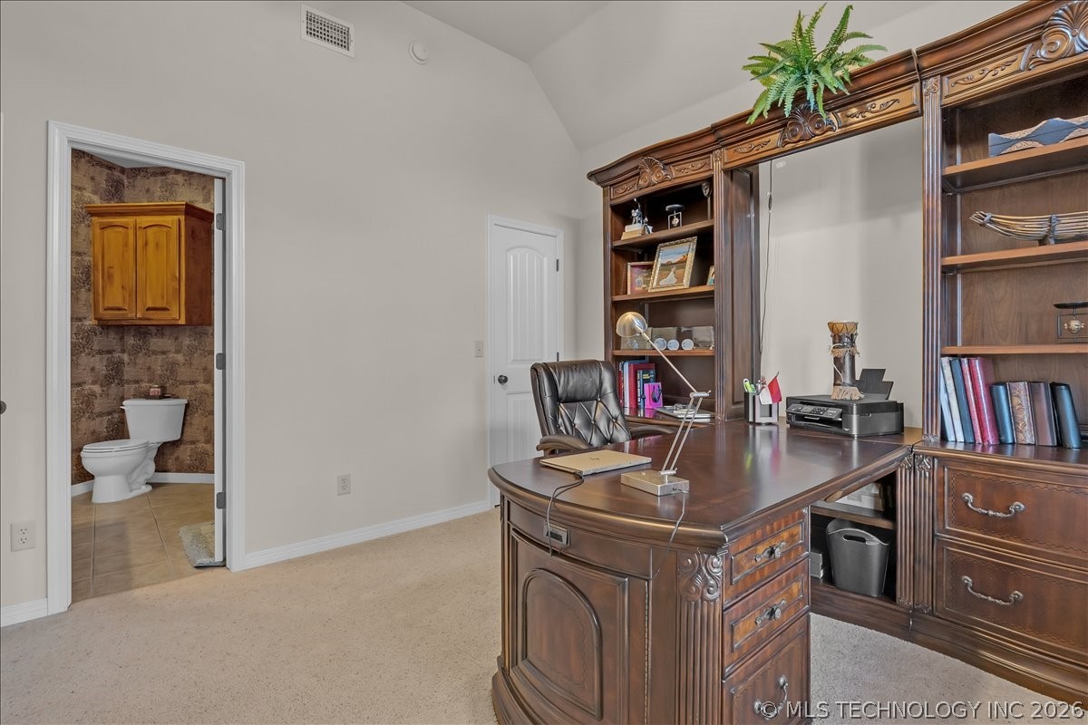 16506 E 49th Place