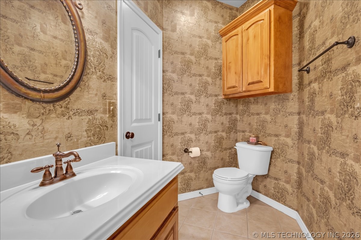 16506 E 49th Place
