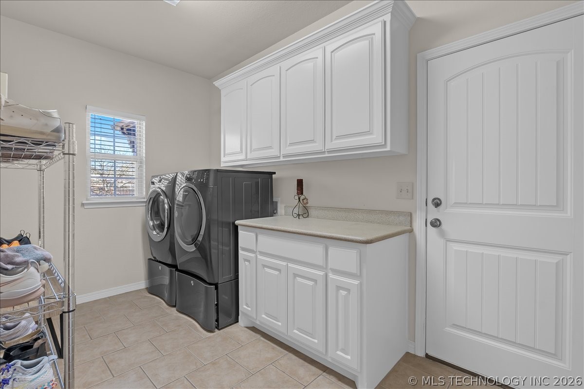 16506 E 49th Place