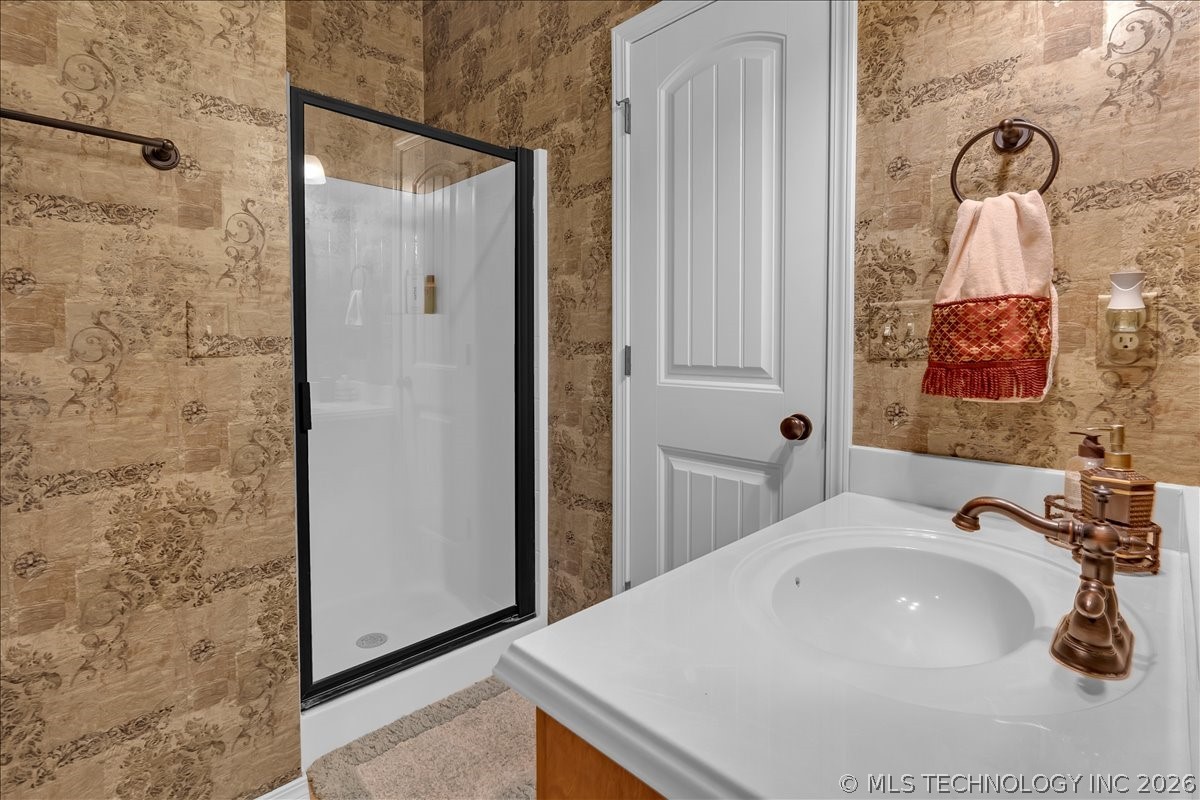 16506 E 49th Place