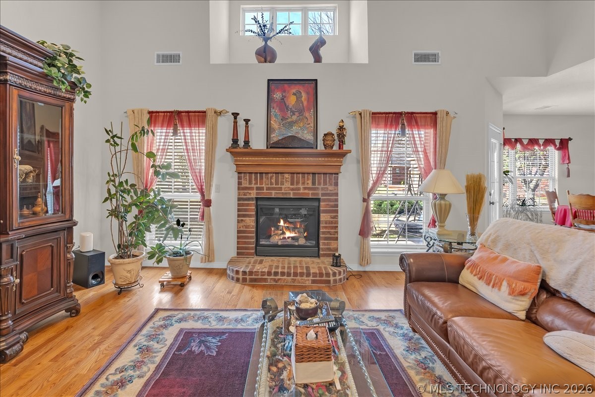 16506 E 49th Place