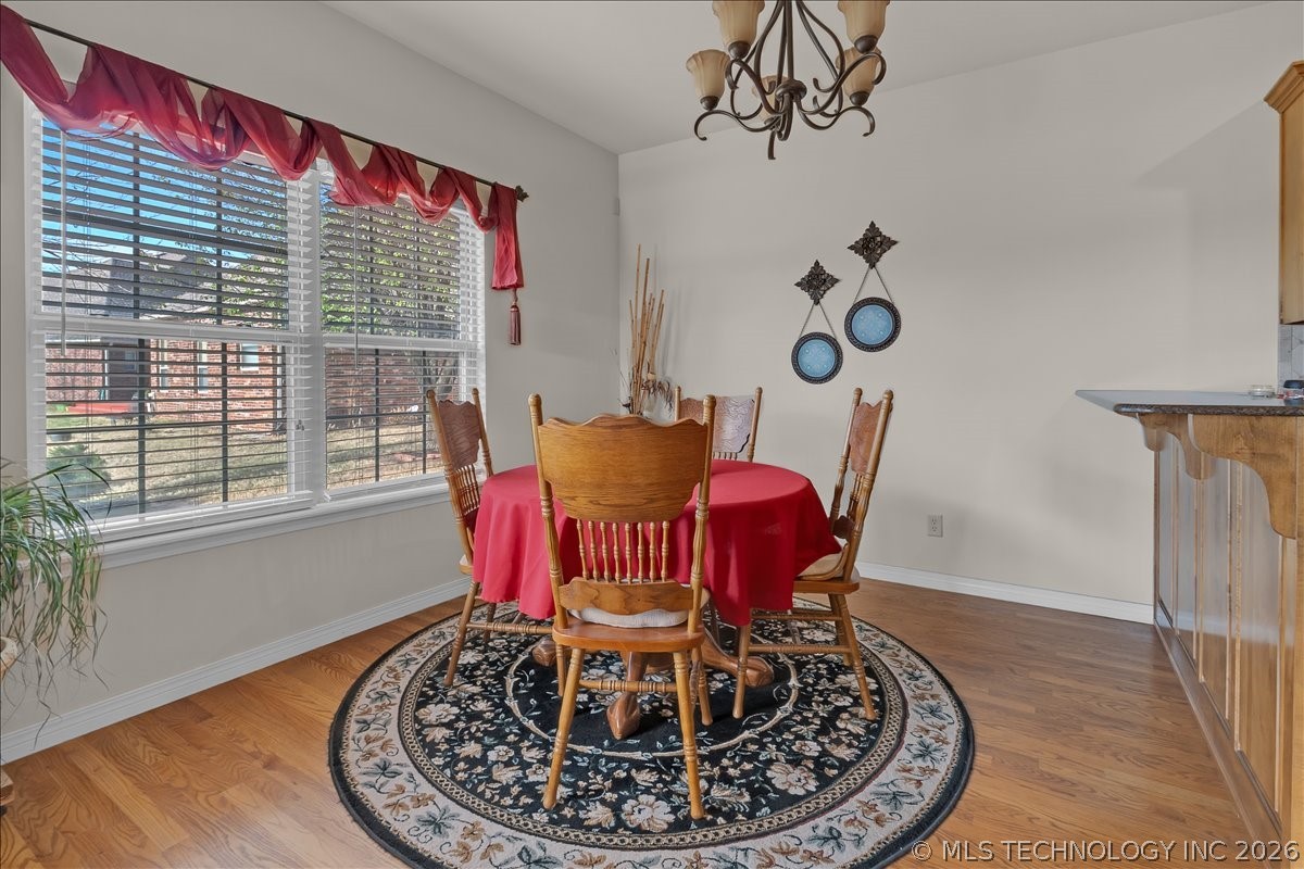 16506 E 49th Place
