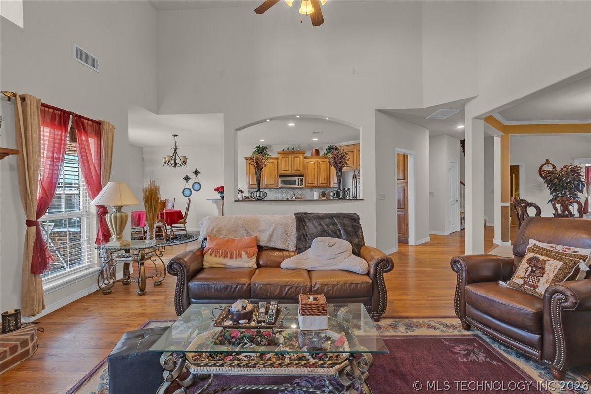 16506 E 49th Place
