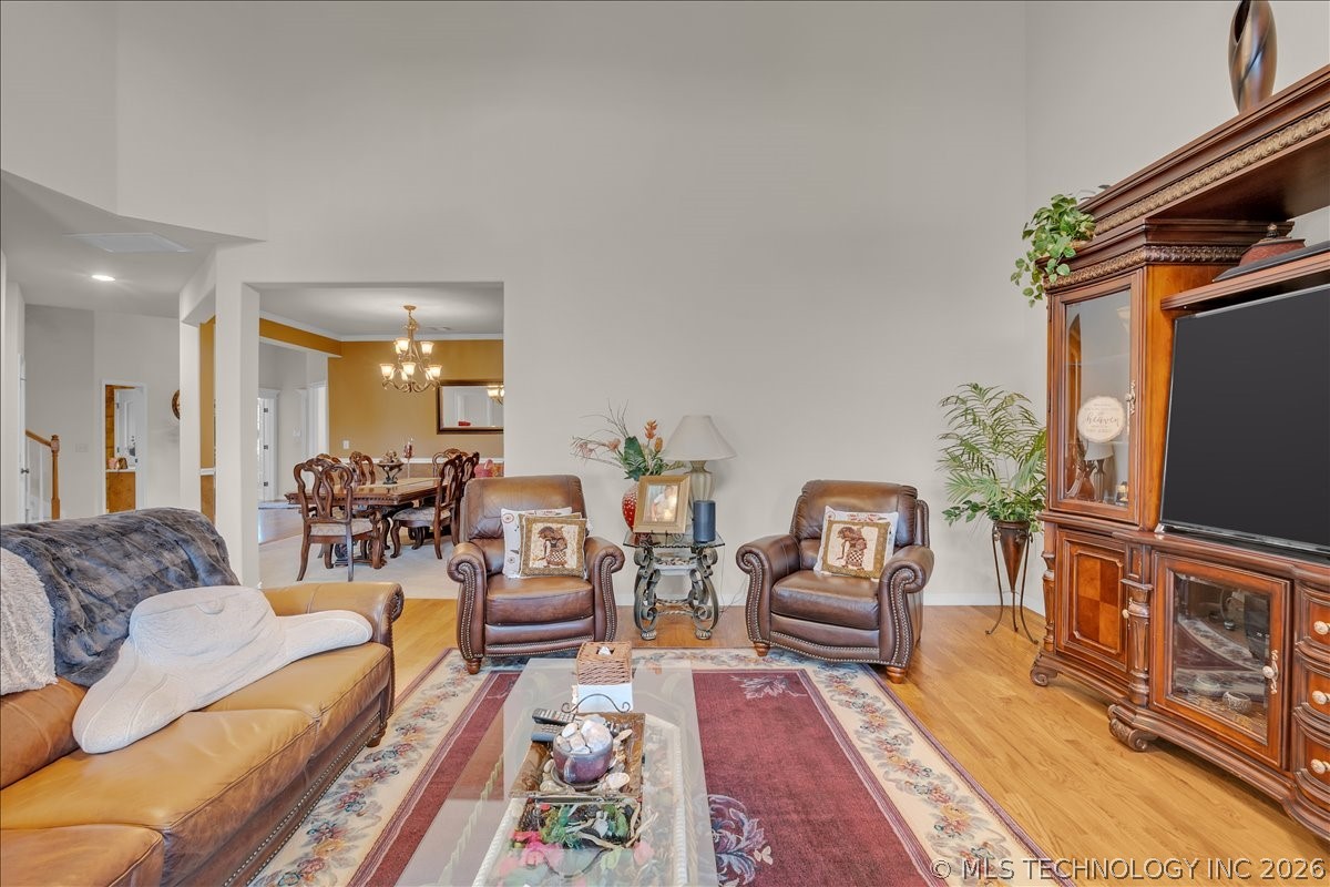 16506 E 49th Place