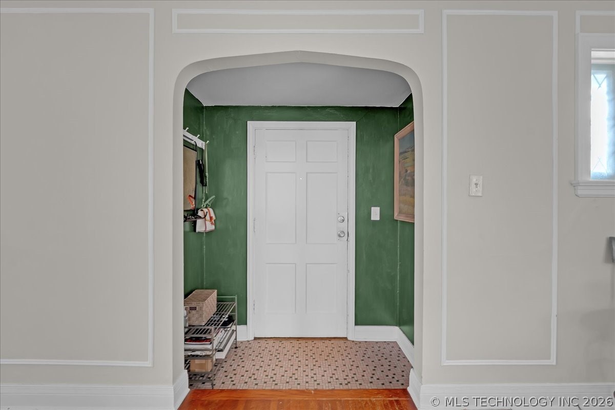 1516 S College Avenue