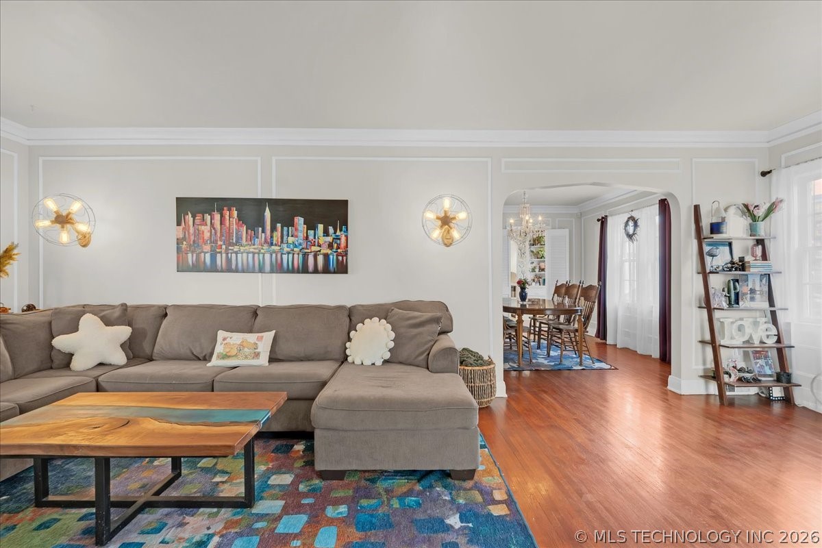 1516 S College Avenue