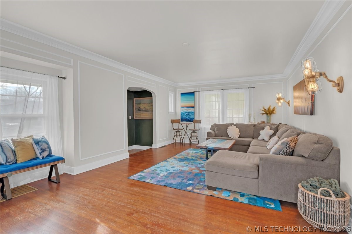 1516 S College Avenue