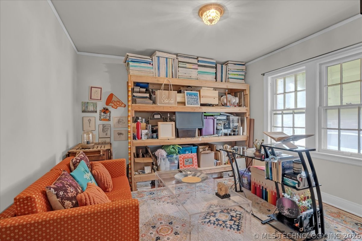 1516 S College Avenue