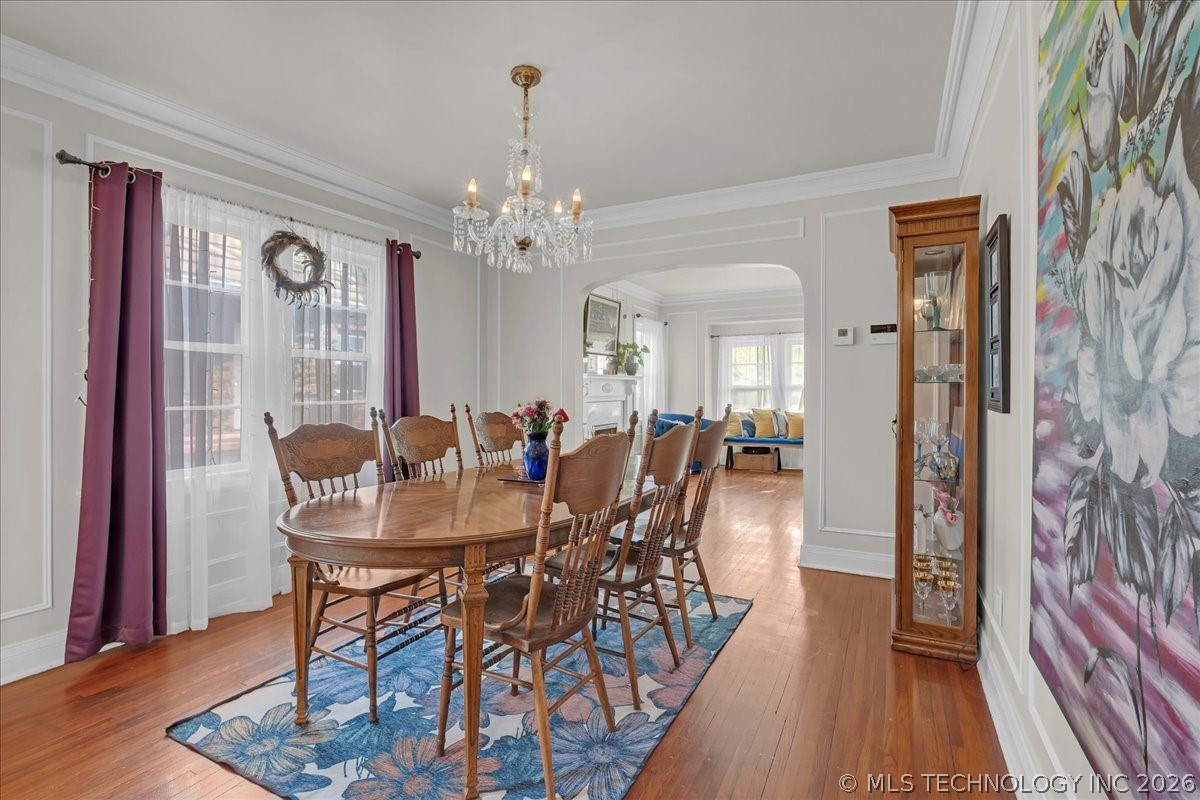 1516 S College Avenue