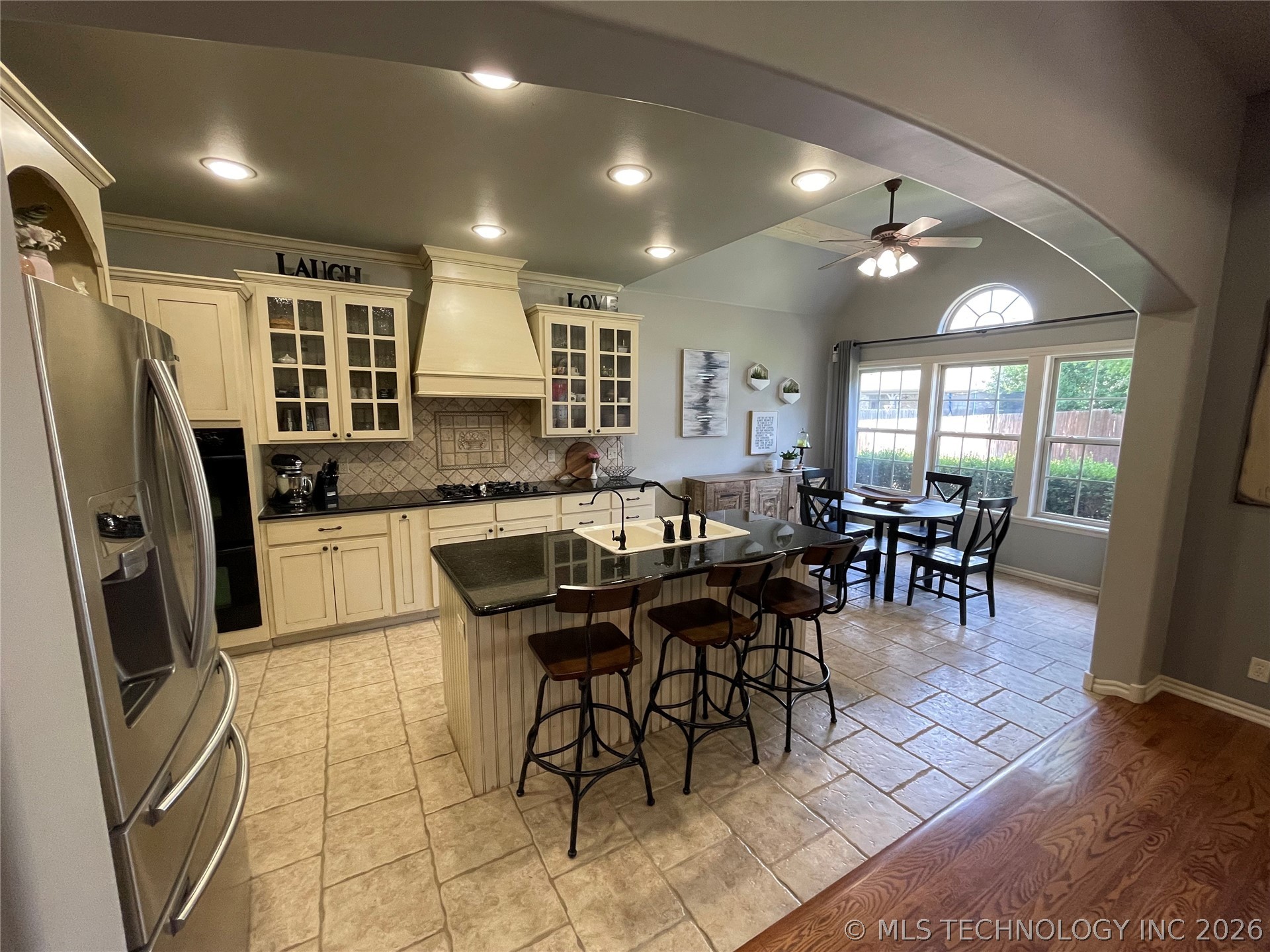 11941 S 88th East Avenue