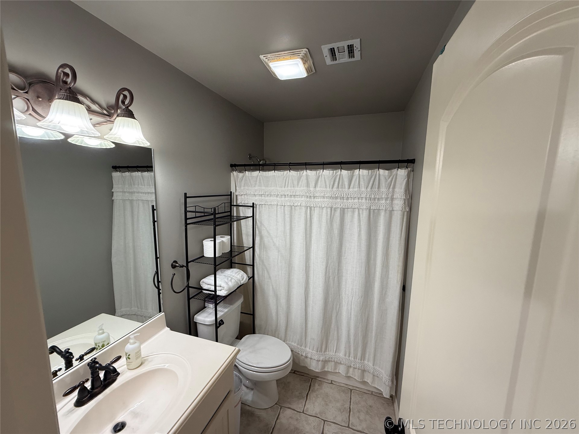 11941 S 88th East Avenue