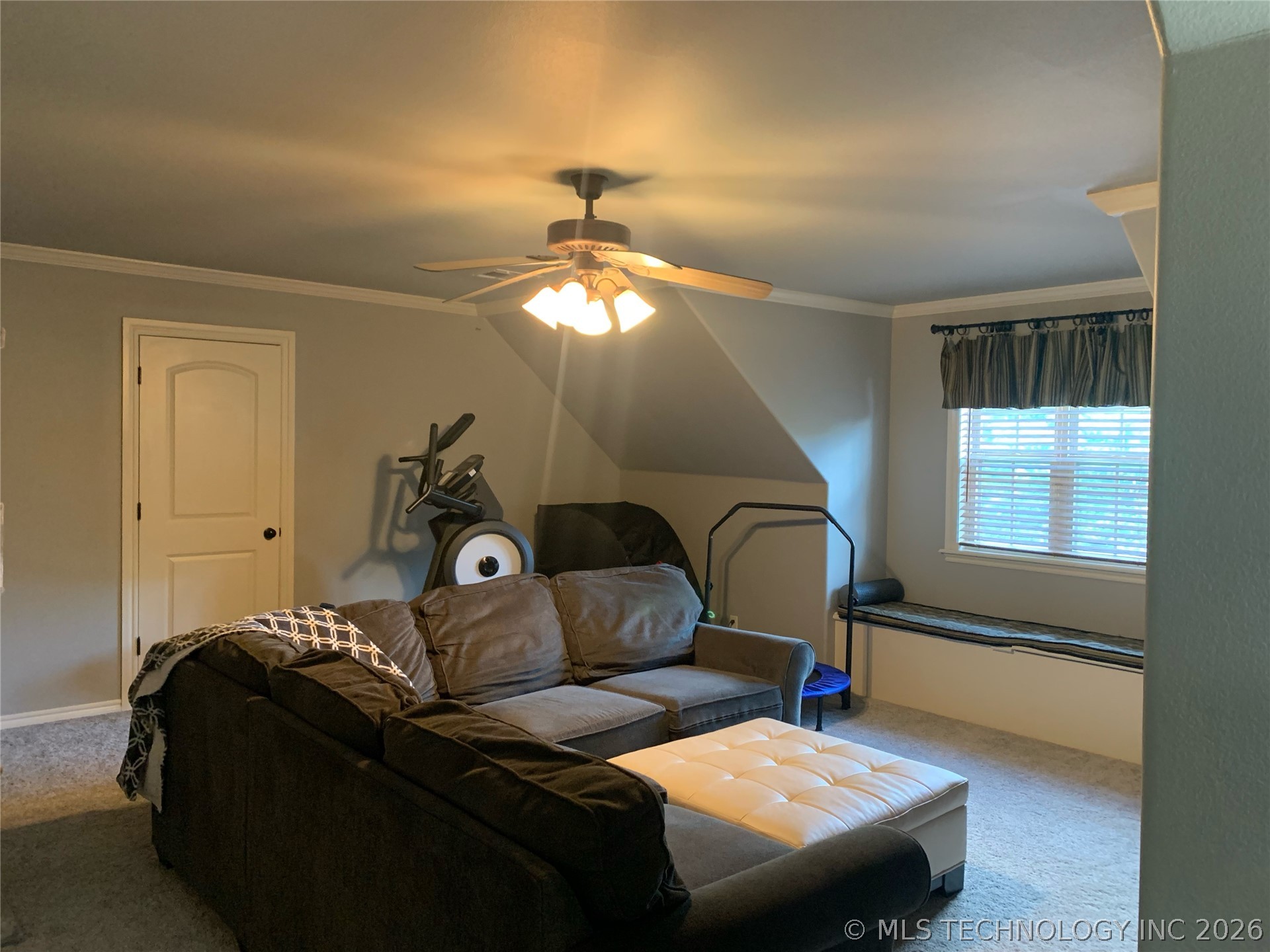 11941 S 88th East Avenue