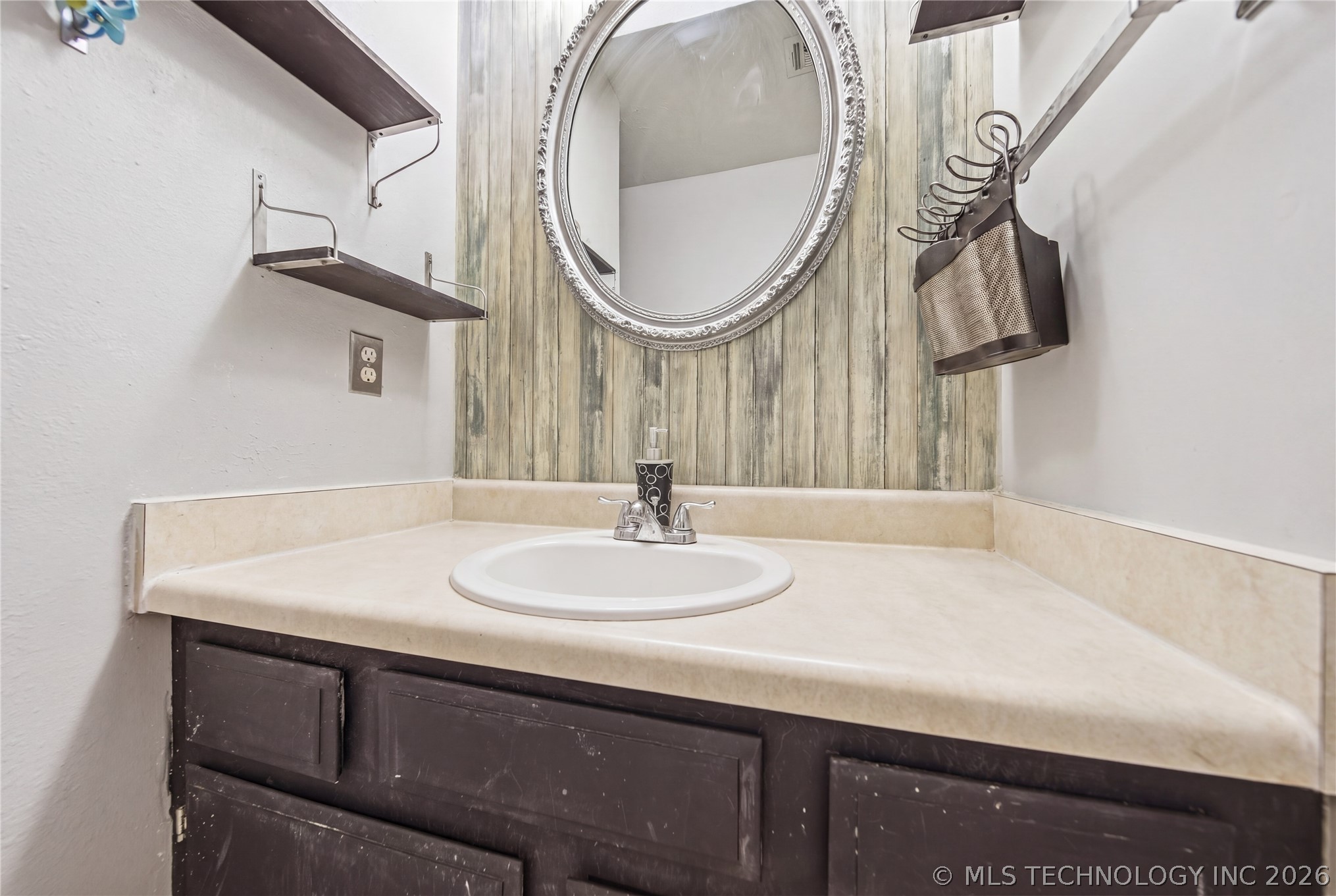 6376 S 80th East Avenue B-41 U-D