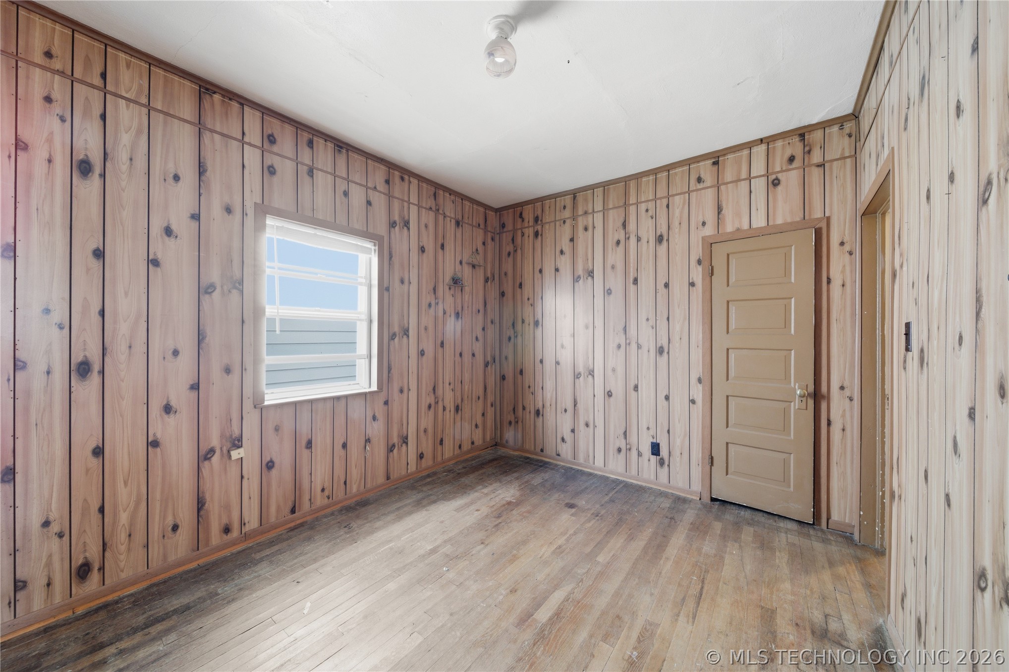 428 E 4th Street