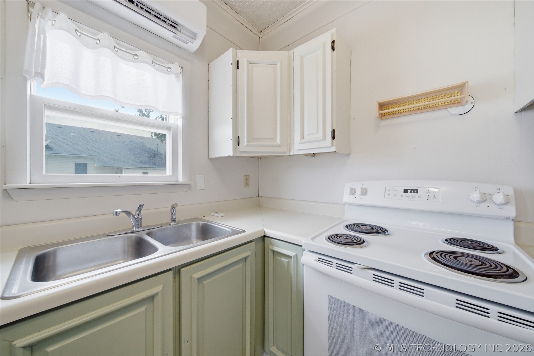 428 E 4th Street