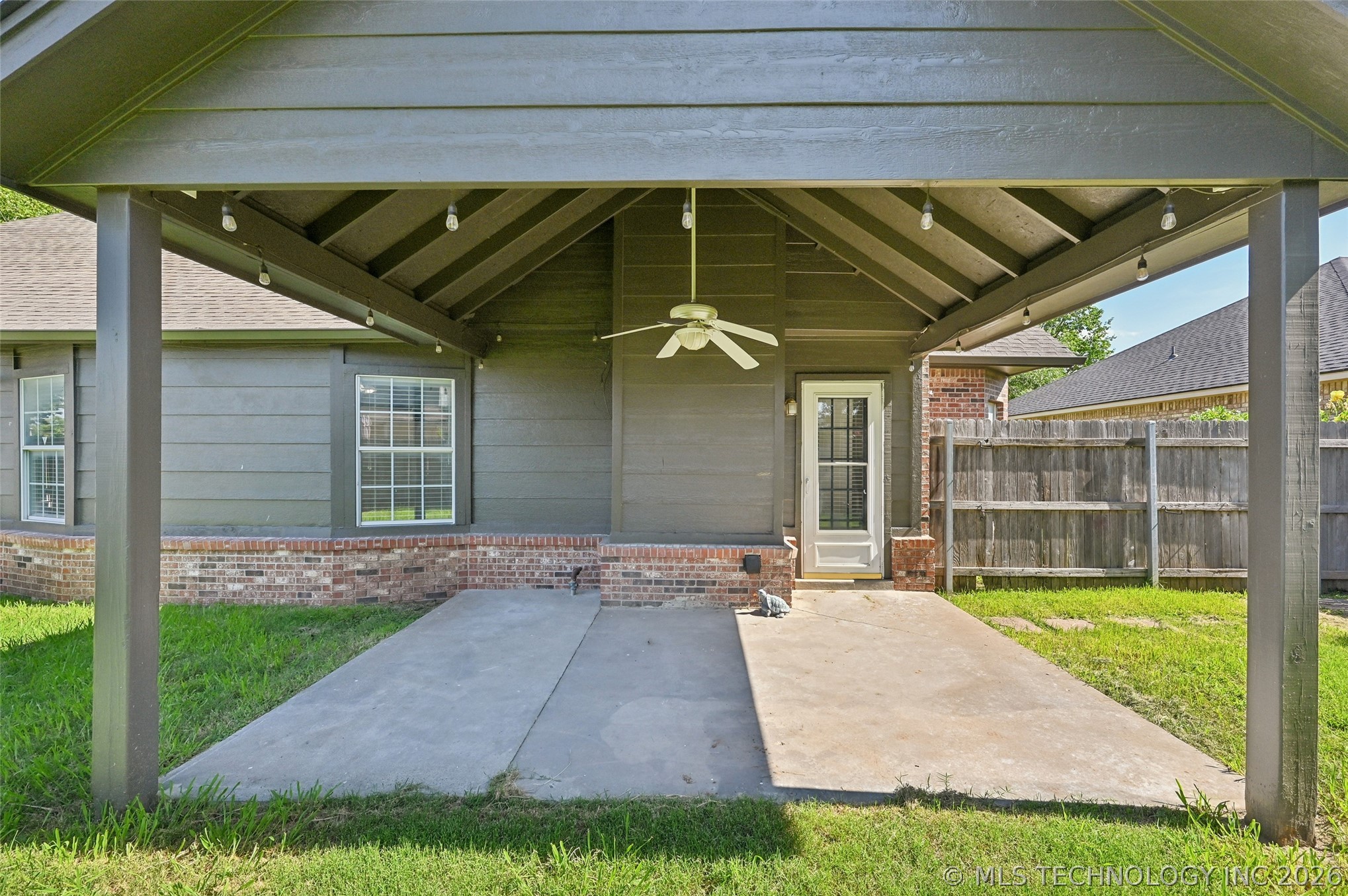 12704 E 78th Street North