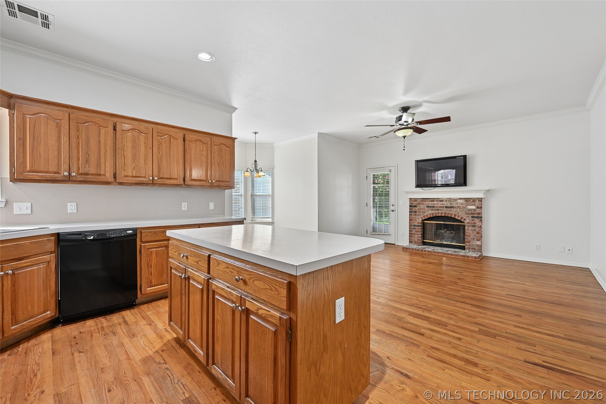 12704 E 78th Street North