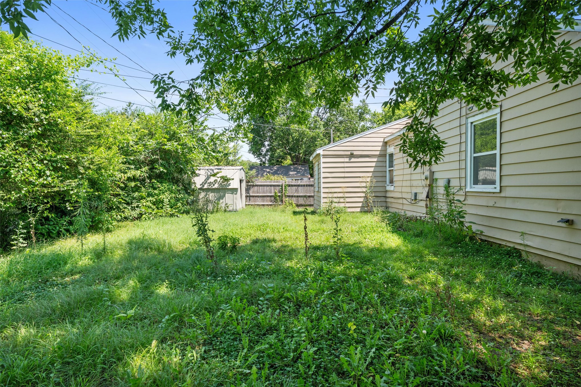 313 N Santa Fe Avenue