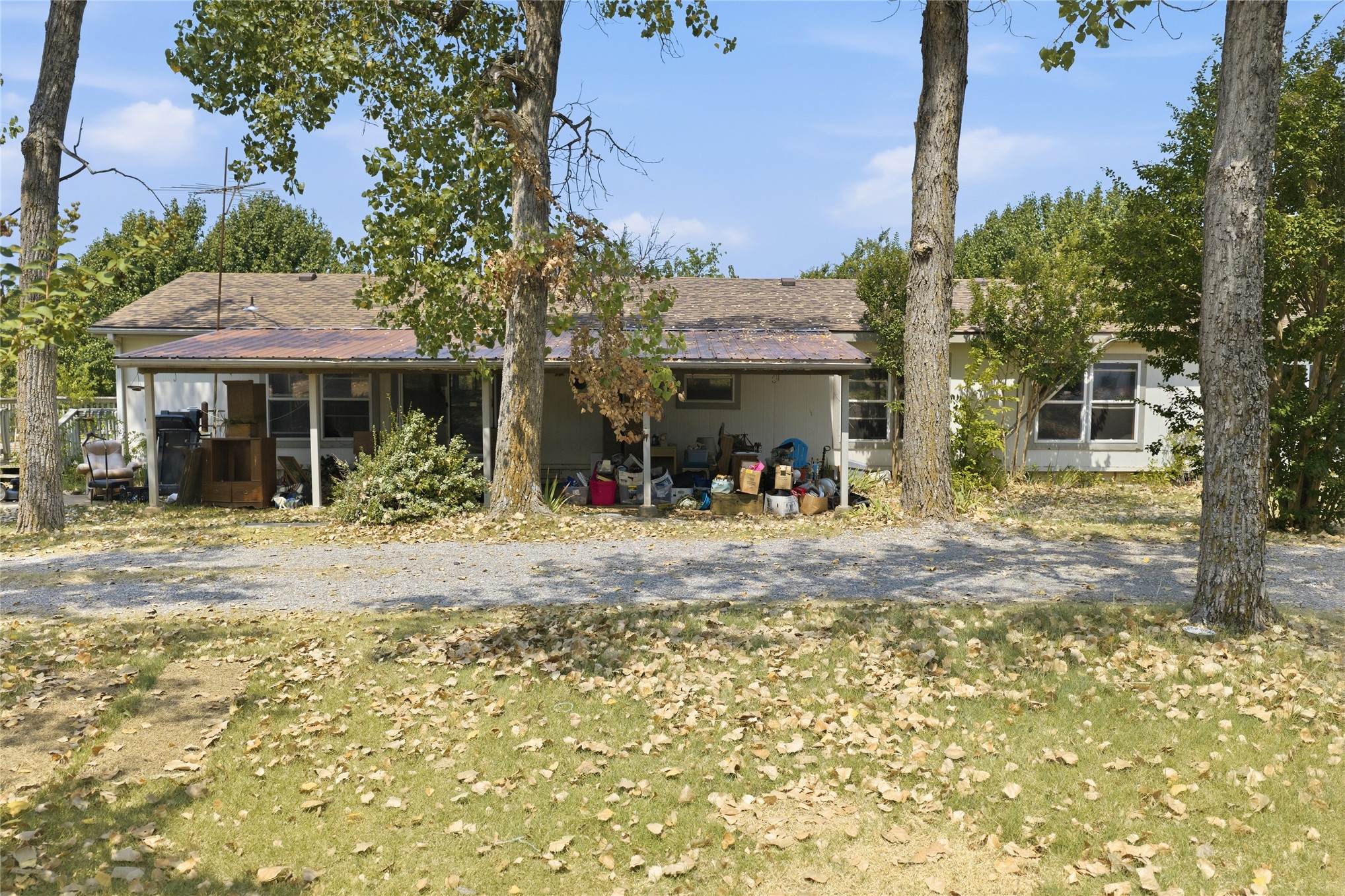 22923 N County Road 3280